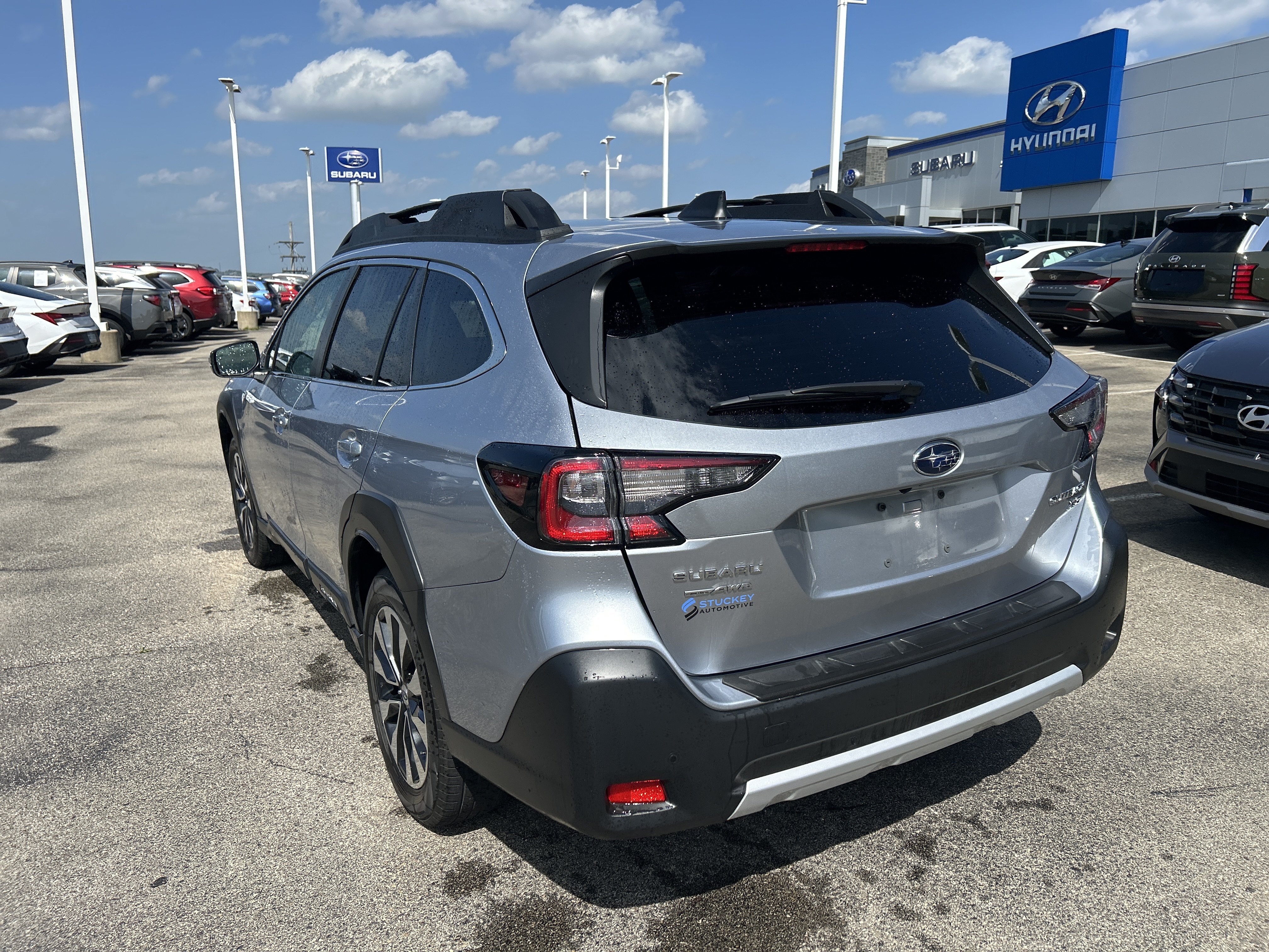 2024 Subaru Outback Limited - Photo 6