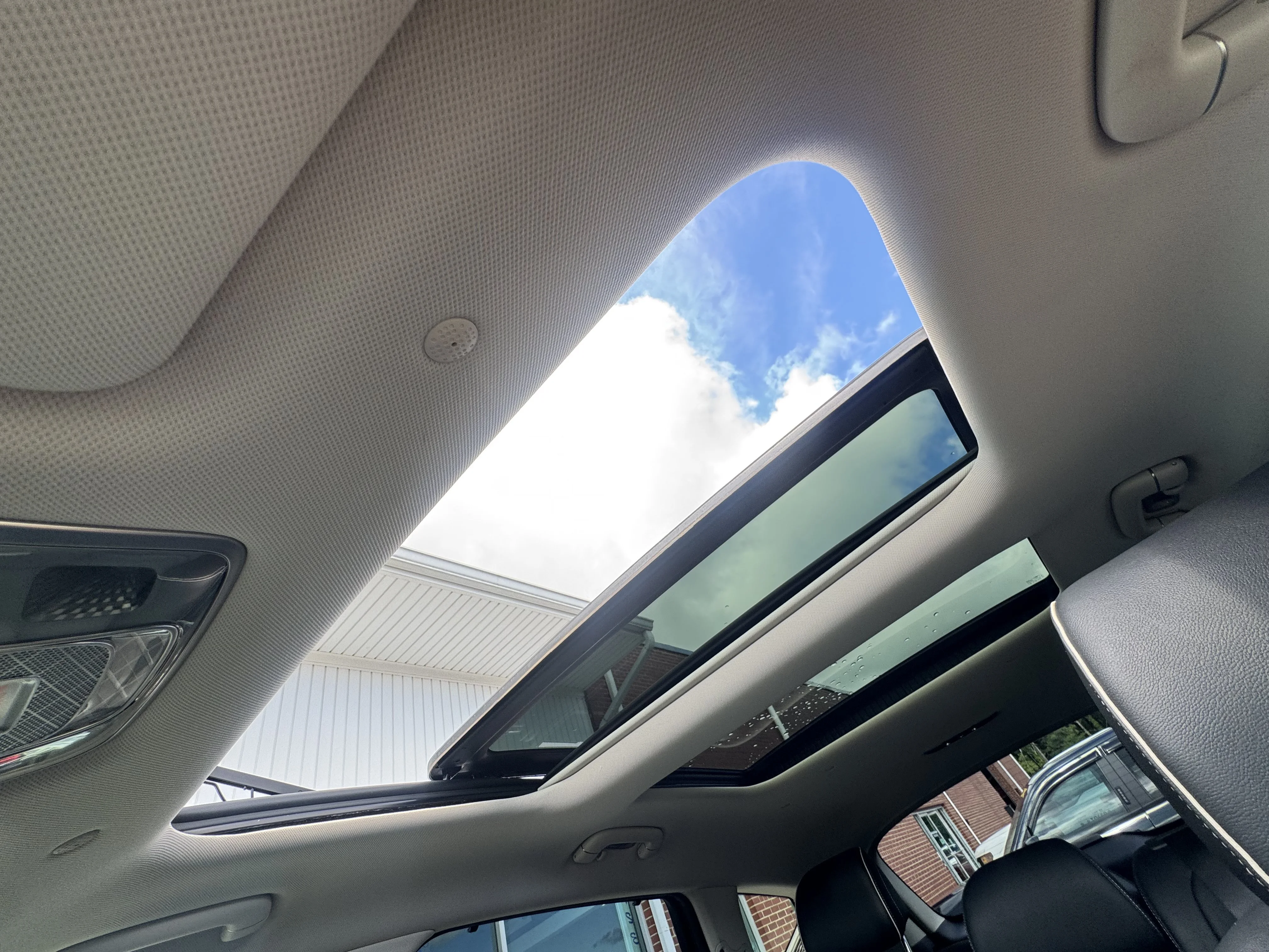 Used 2022 Adriatic Blue Genesis  image 18