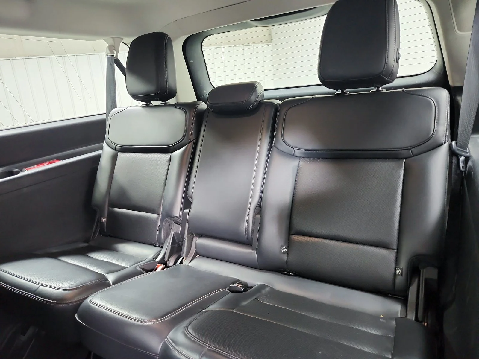Used 2025 Black Ford Platinum image 12