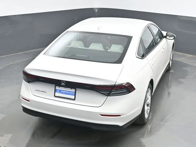 New 2026 Platinum White Pearl Honda LX image 39