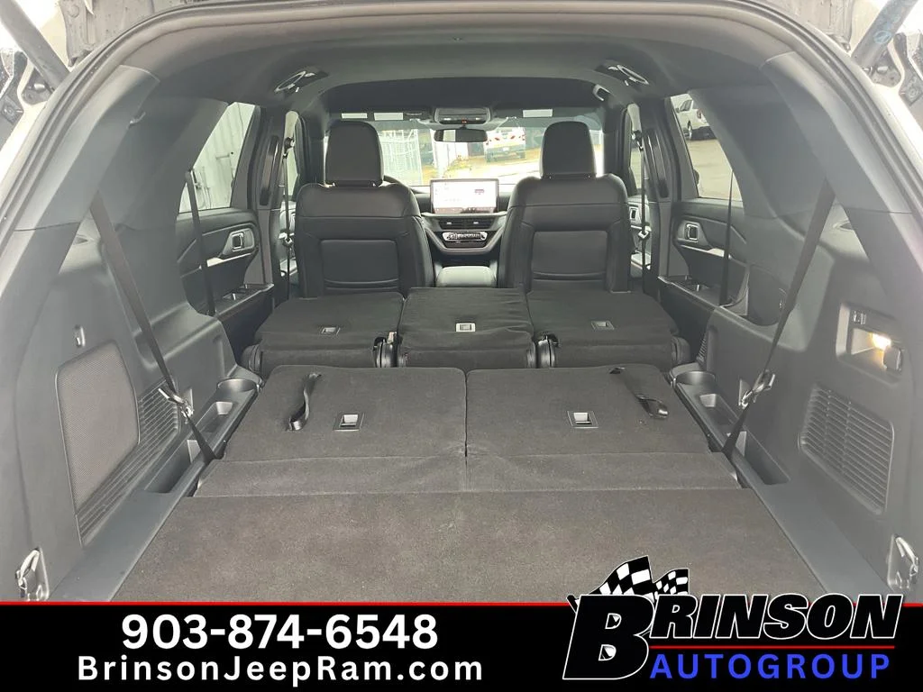 Used 2026 STAR WHITE MET TRI-COAT Ford ST-Line image 12