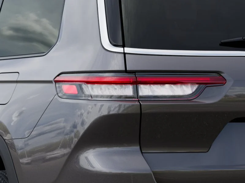 New 2026 Baltic Gray Metallic Clear-Coat Exterior Paint Jeep Limited image 40