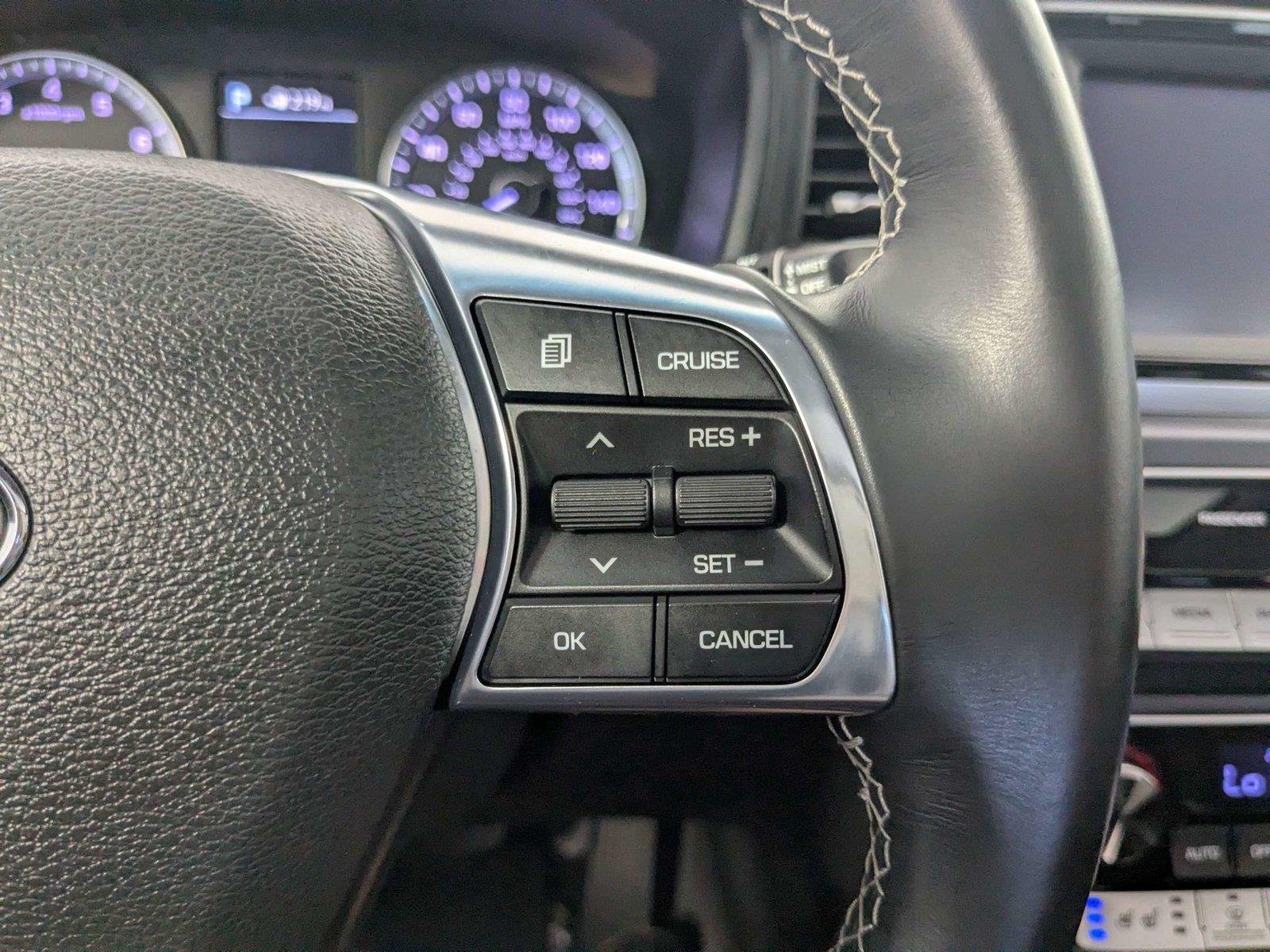Used 2018 Phantom Black Hyundai Limited image 20