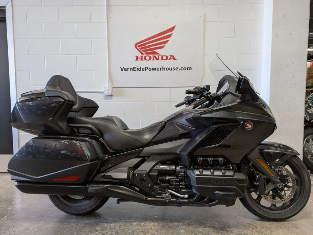 Certified Used 2021 BLACK Honda Powersports Tour Automatic DCT image 1