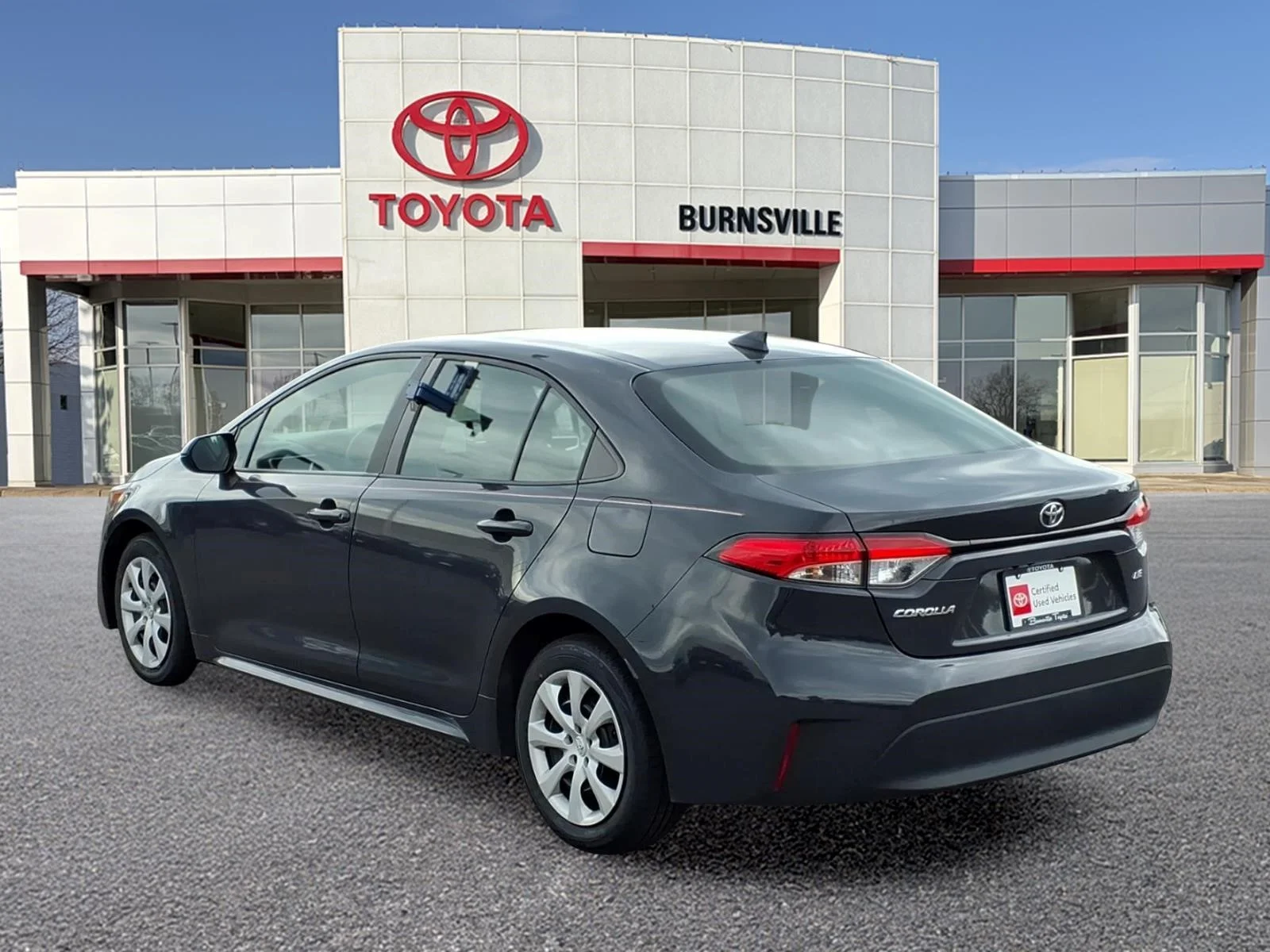 Certified Used 2024  Toyota LE image 6