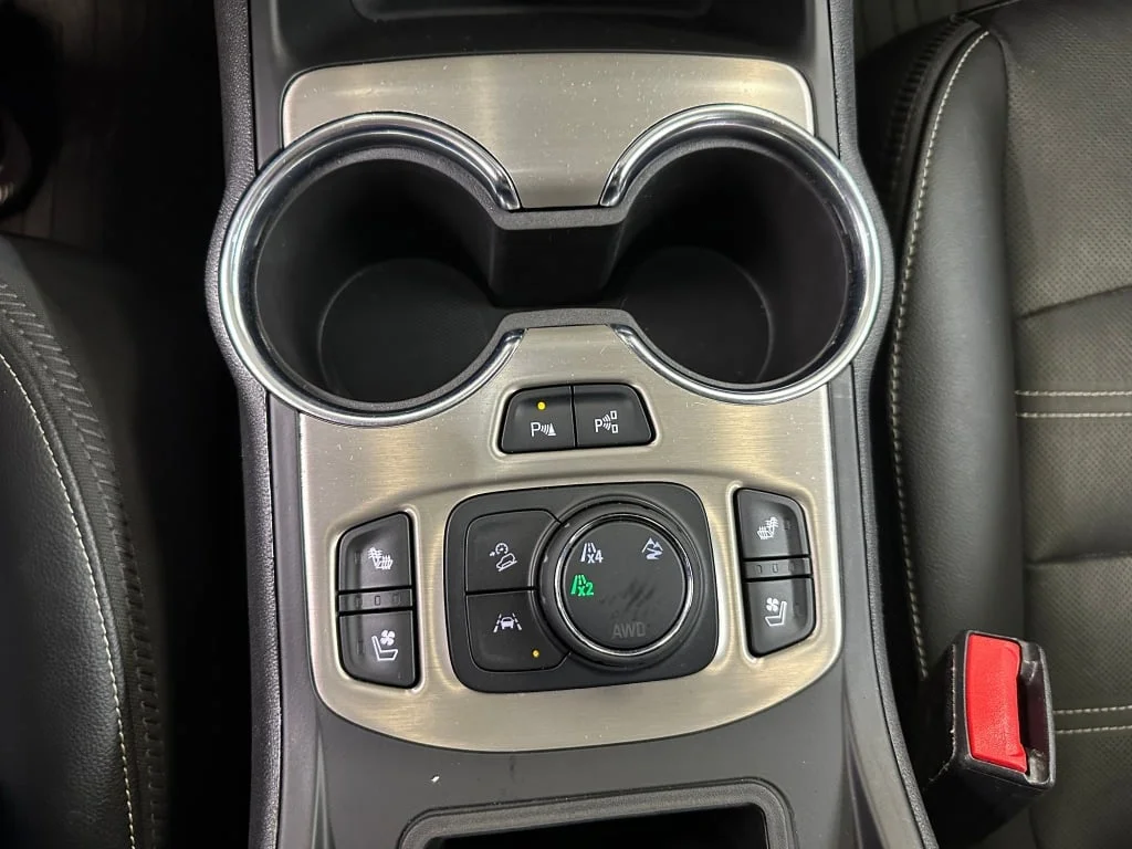 Used 2023 Ebony Twilight Metallic GMC Denali image 19