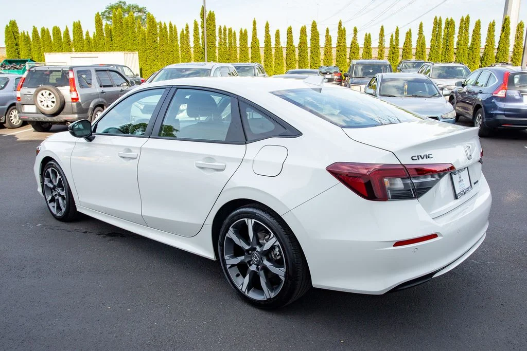 2026 Honda Civic Sport Touring - Photo 10