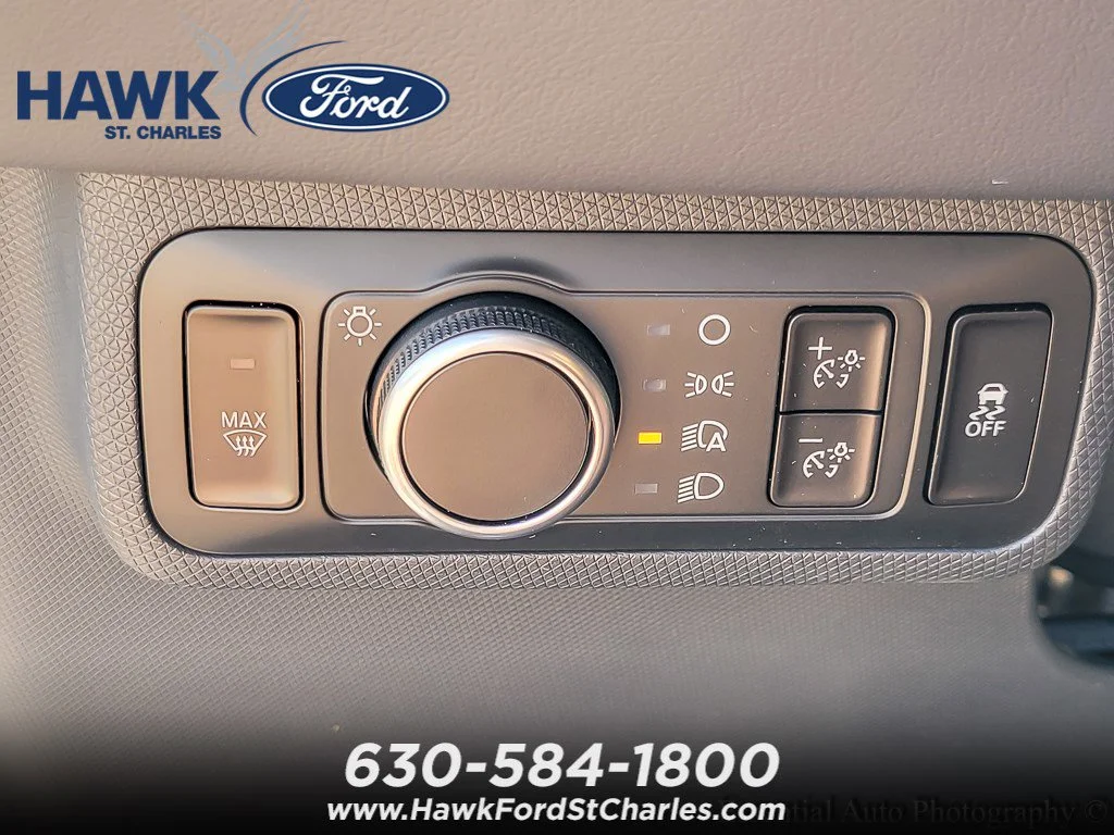 New 2026 Star White Metallic Tri-coat Ford Select image 18
