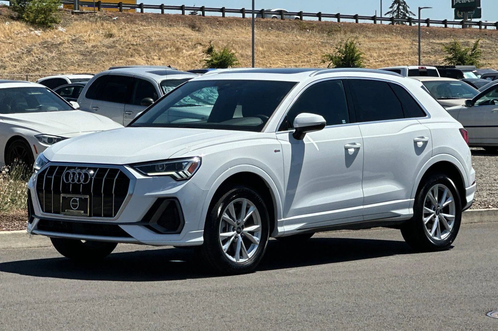 Used 2025  Audi Premium image 7
