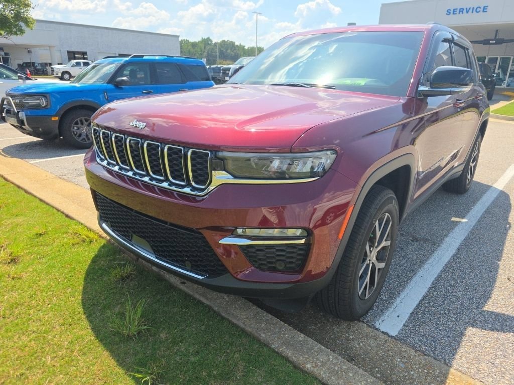 Used 2024 Red Jeep Limited image 3