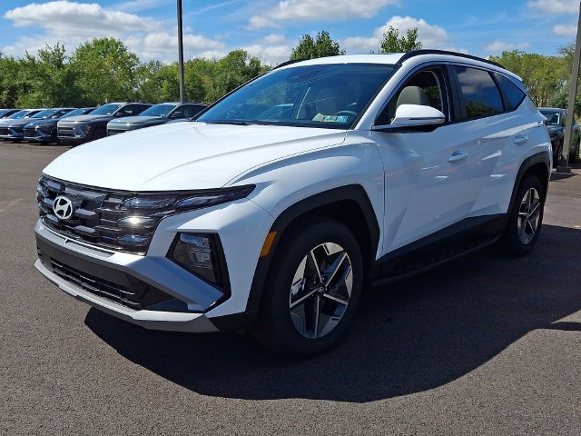 New 2026 White Hyundai SEL Premium image 2