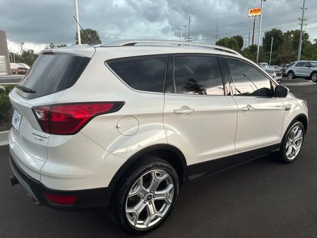 Used 2019 White Platinum Tri-Coat Metallic Ford Titanium image 8