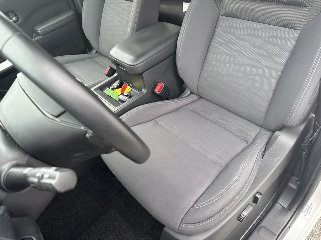 Used 2023 Glacier White Nissan SV image 11