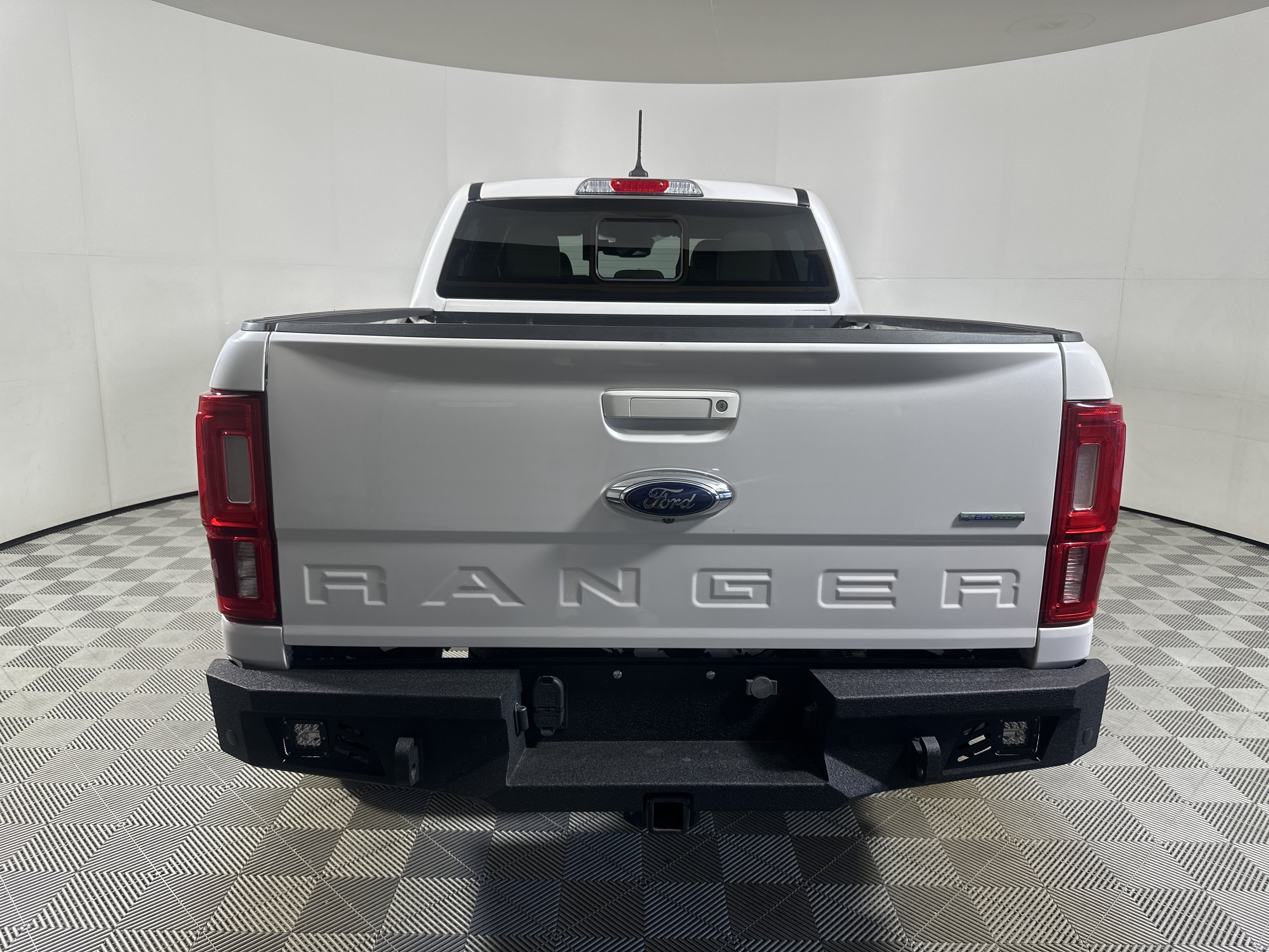 Used 2019 White Ford  image 6