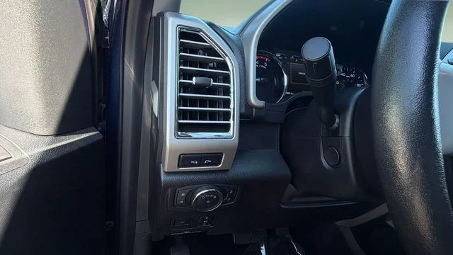 Used 2017 Blue Ford Lariat image 23