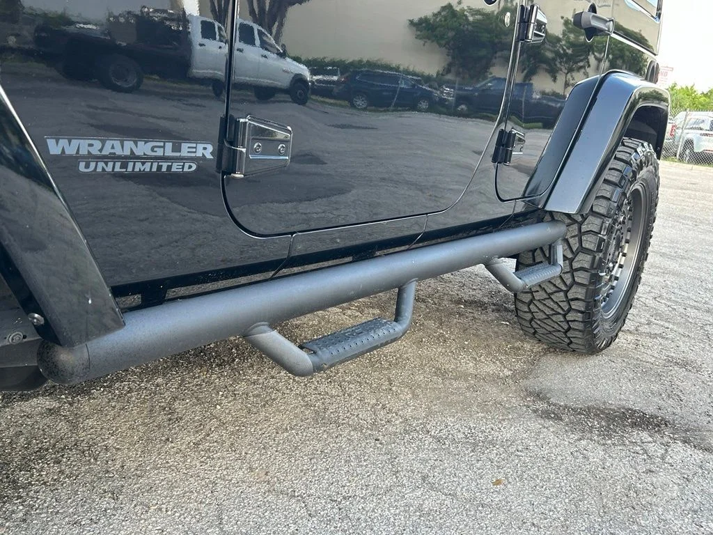 Certified Used 2017 Black Jeep Unlimited Sahara image 35