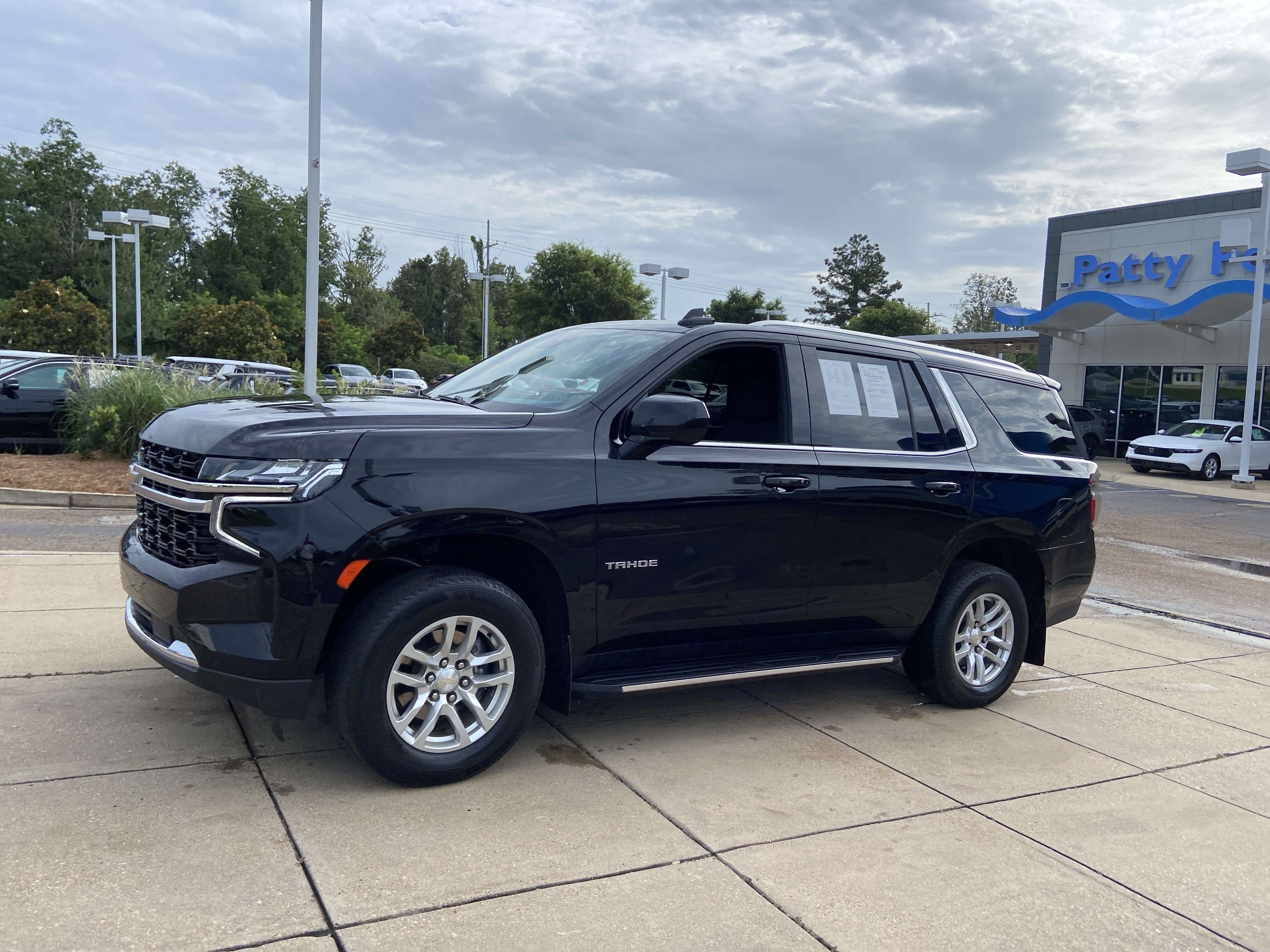Used 2023 Black Chevrolet LS image 7