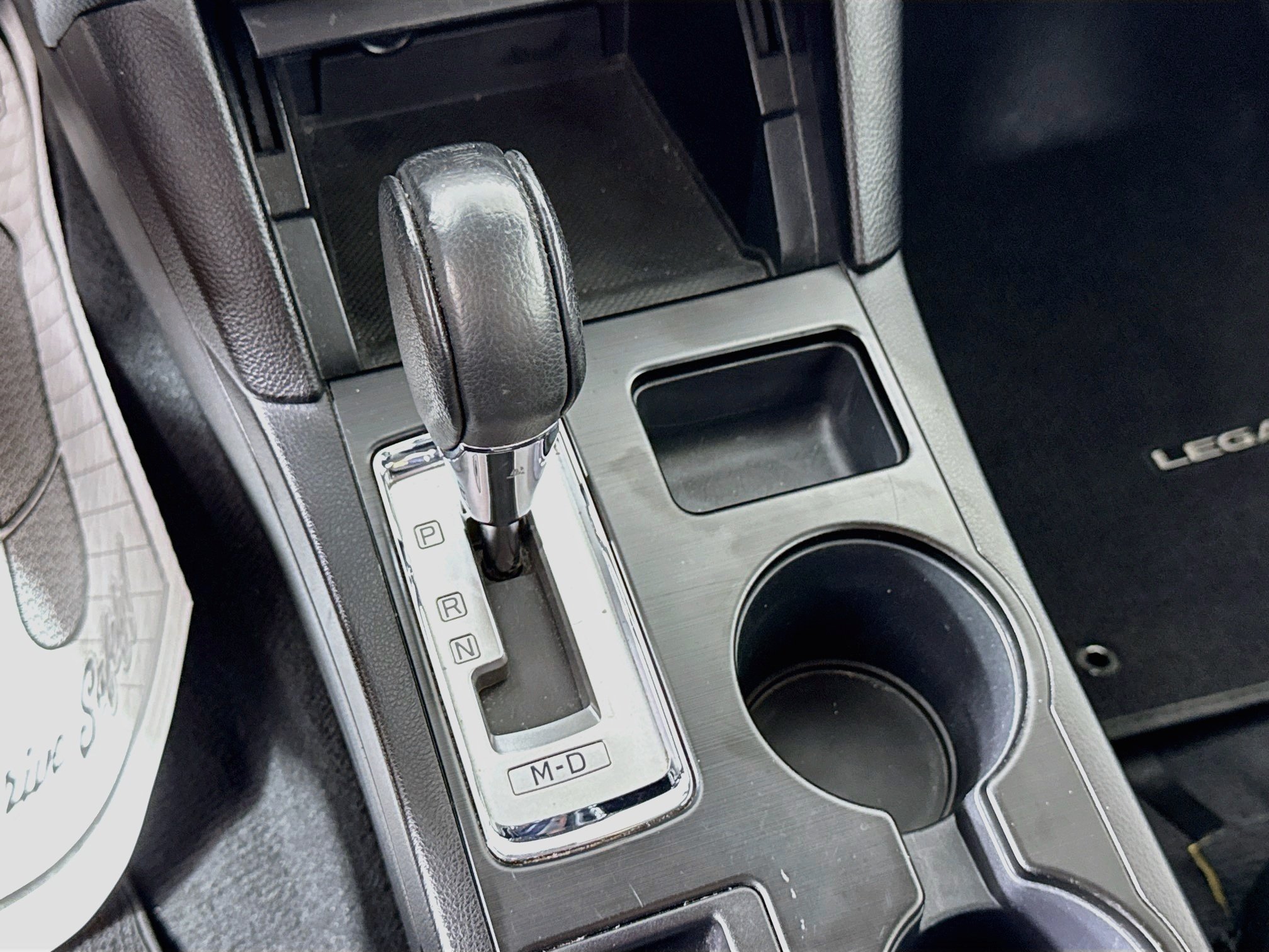 Used 2019 Ice Silver Metallic Subaru Premium image 19