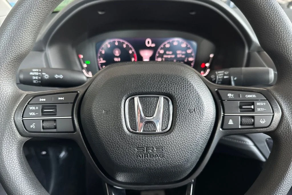 New 2026 Solar Silver Metallic Honda LX image 25