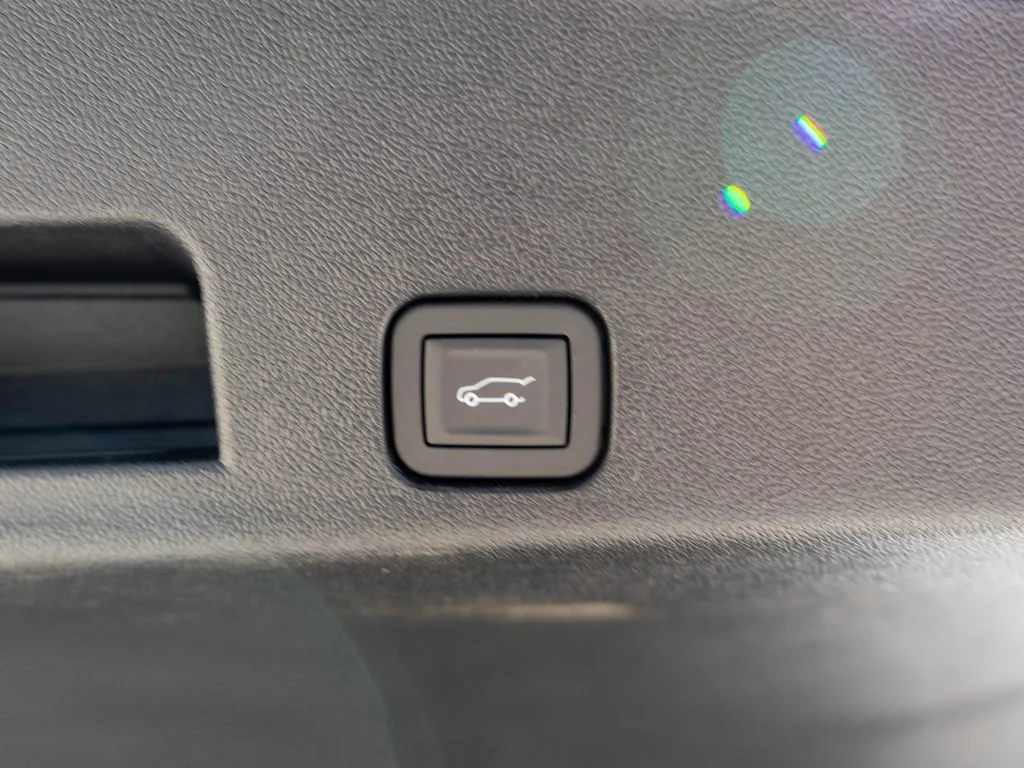 2026 GMC Acadia Denali - Photo 34