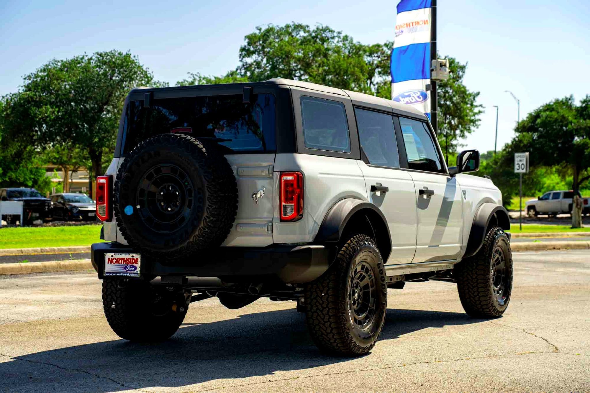 New 2026 Avalanche Gray Ford Base image 4