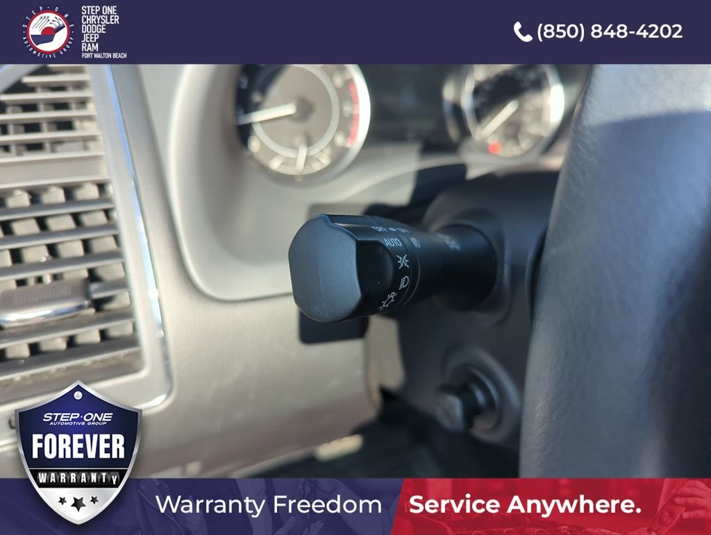 Used 2023 Gray Nissan Platinum image 20