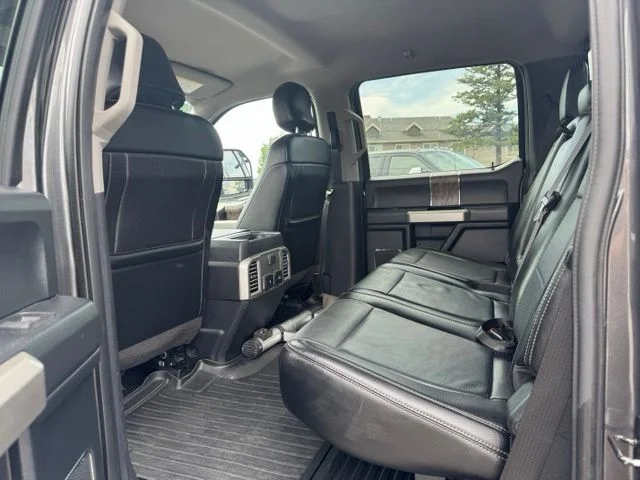 Used 2017 Magnetic Ford Lariat image 12