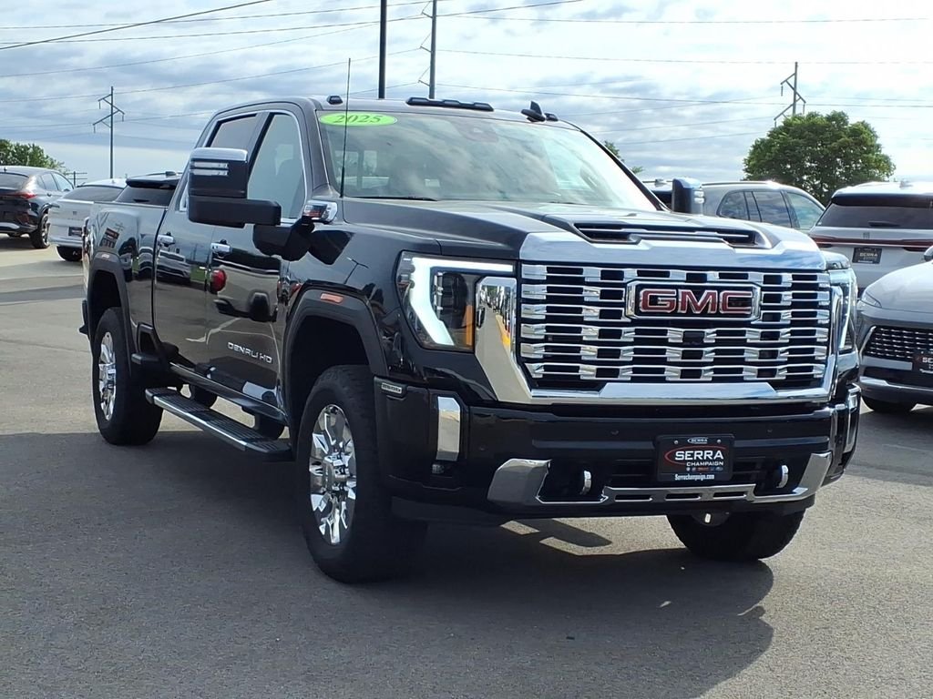 Used 2025 Onyx Black GMC Denali image 19