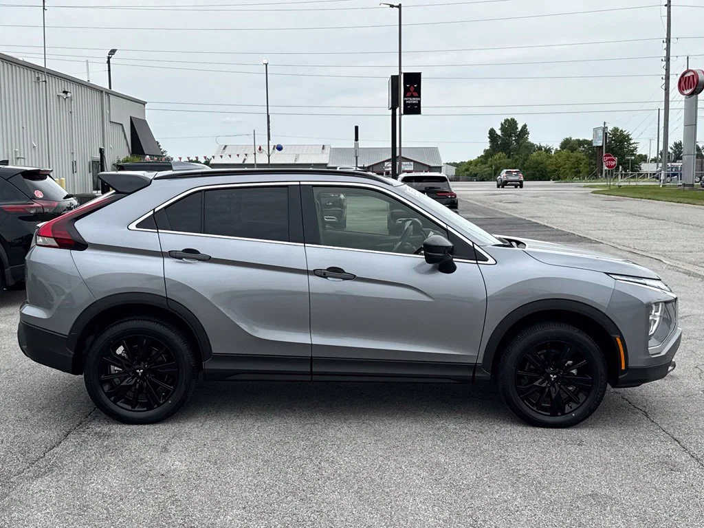 2025 Mitsubishi Eclipse Cross Black Edition - Photo 8