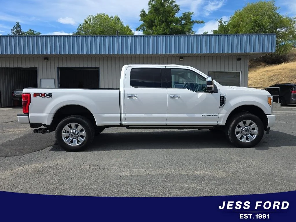 Used 2018 White Ford Platinum image 6