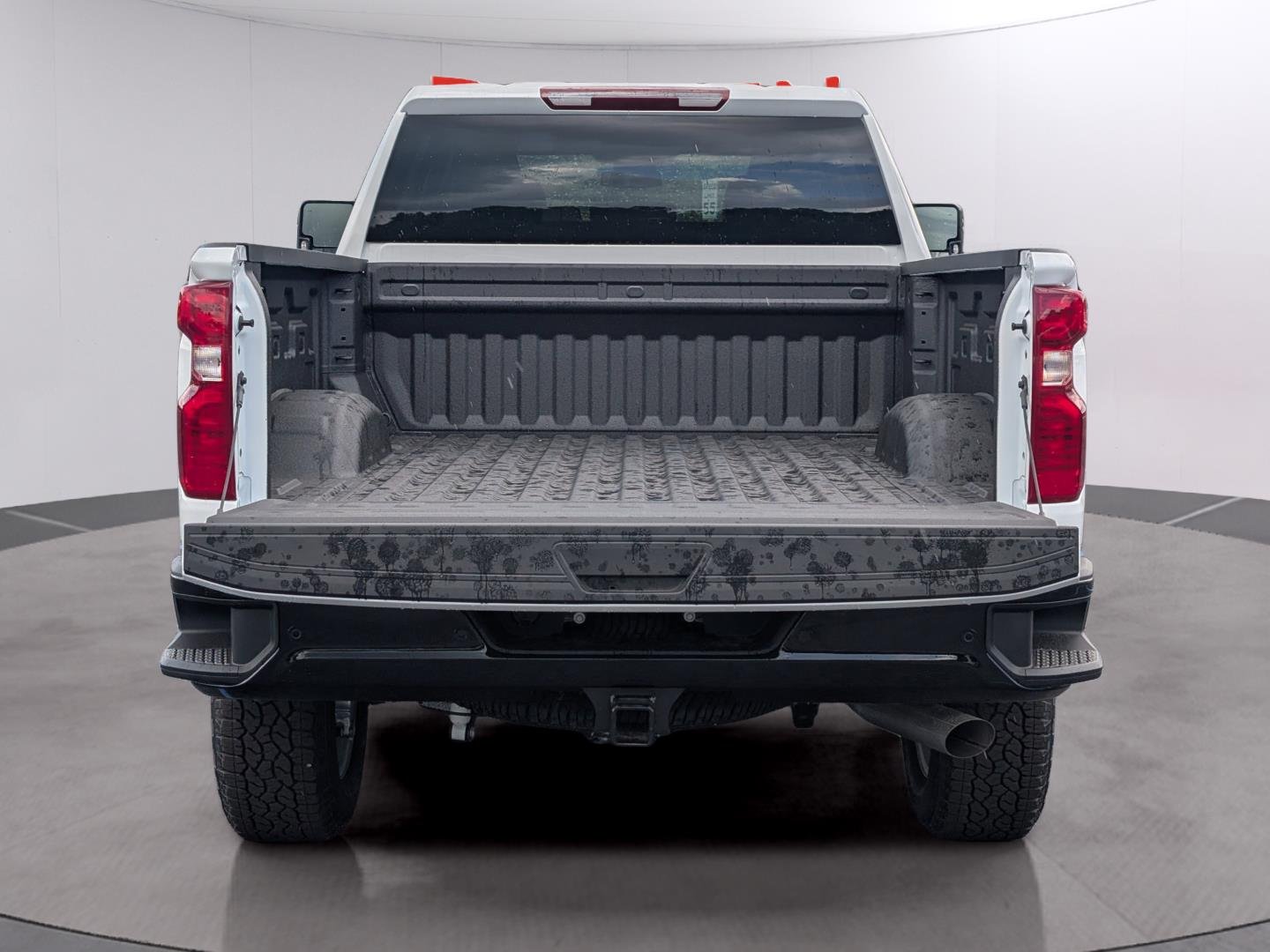 New 2026 Summit White Chevrolet Custom image 9