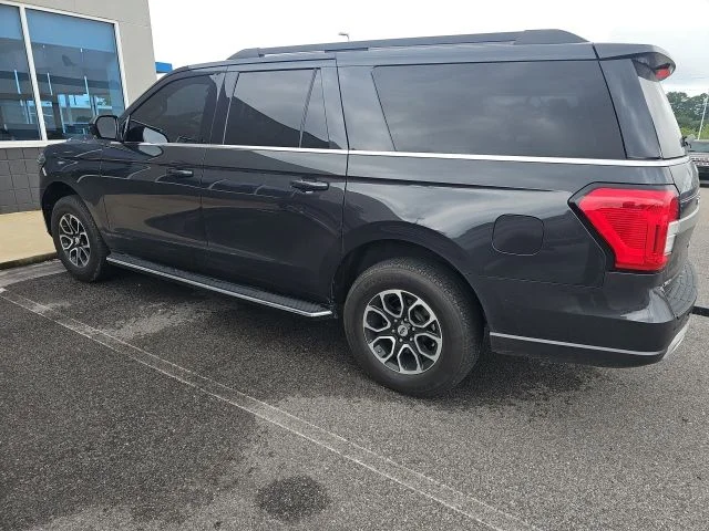 Used 2023 Gray Ford XLT image 4