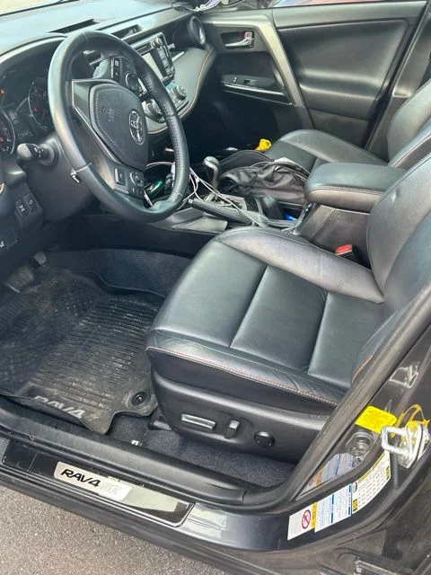 Used 2017 Gray Toyota SE image 5