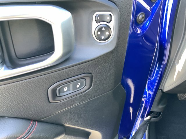 Used 2020 Ocean Blue Metallic Clearcoat Jeep Rubicon image 22