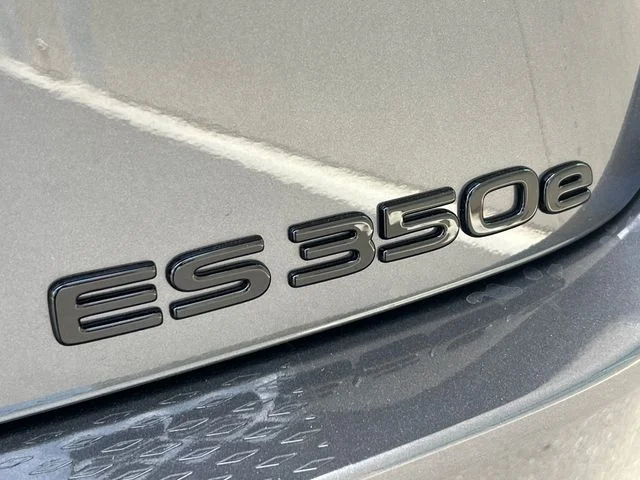 New 2026 Cloudburst Gray Lexus PREMIUM image 22