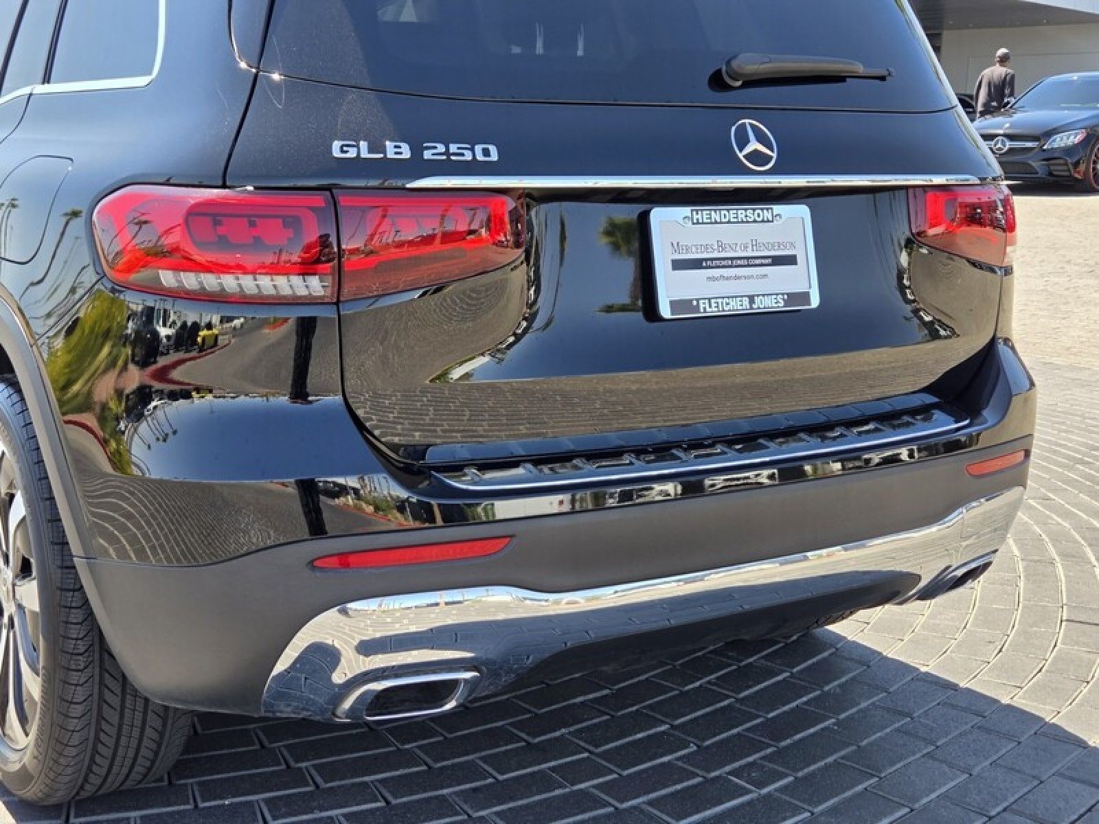 Certified Used 2023 Night Black Mercedes-Benz GLB 250 image 4