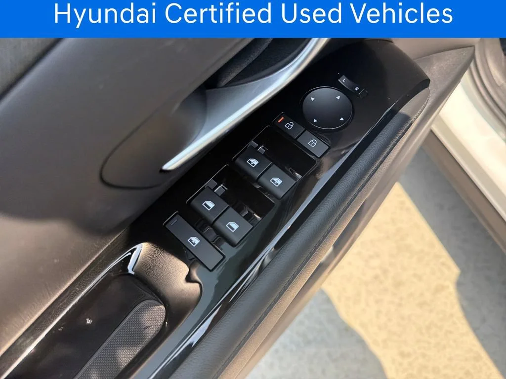 Certified Pre-Owned 2025 Hyundai Santa Cruz Limited