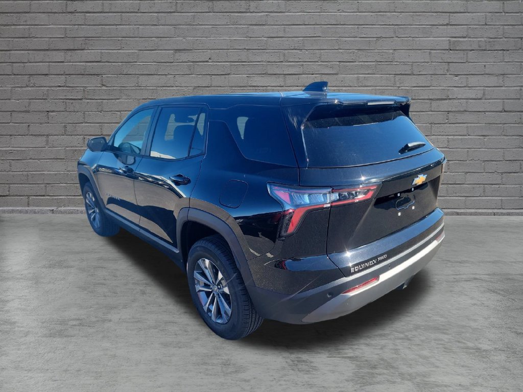 New 2027 Mosaic Black Metallic Chevrolet LT image 6