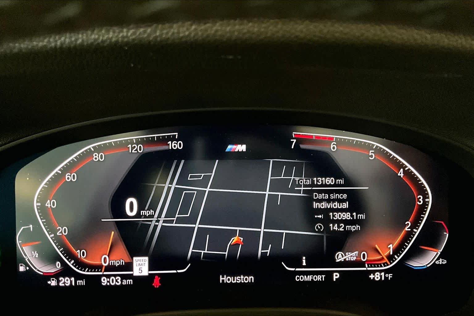 Used 2024 Alpine White BMW sDrive30i image 25