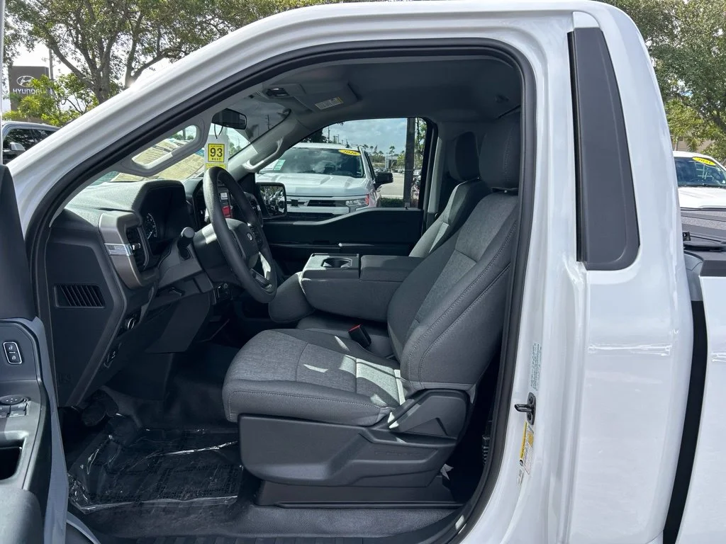 New 2026 Oxford White Ford XL image 10