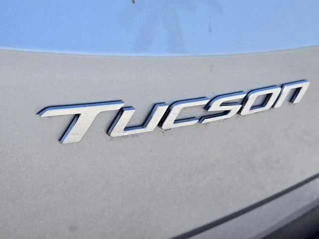 Used 2024 Silver Hyundai SEL image 14