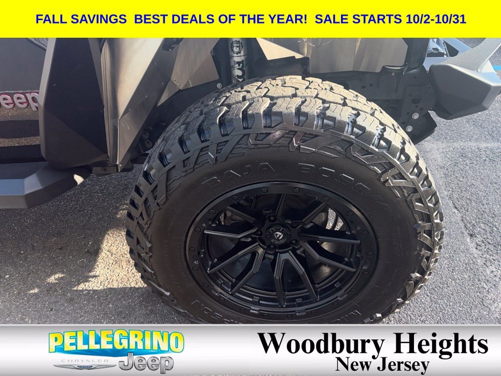 Certified Used 2023 Black Jeep Rubicon image 18