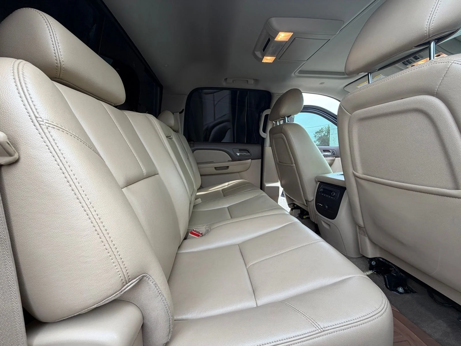 Used 2011 Black Chevrolet LTZ image 32