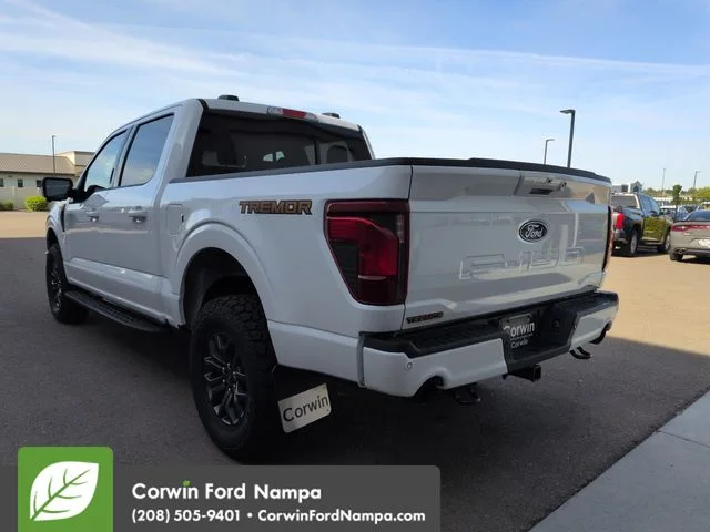 New 2026 Oxford White Ford Tremor image 5