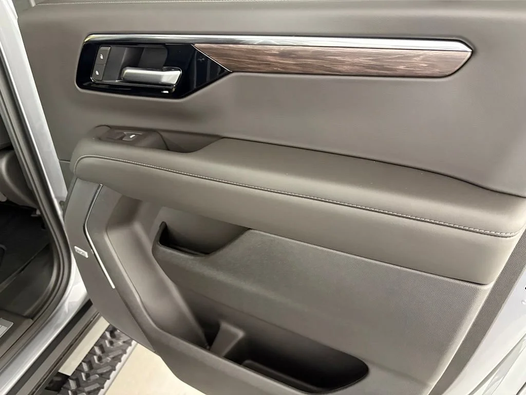 New 2026 Sterling Gray Metallic Chevrolet Z71 image 45