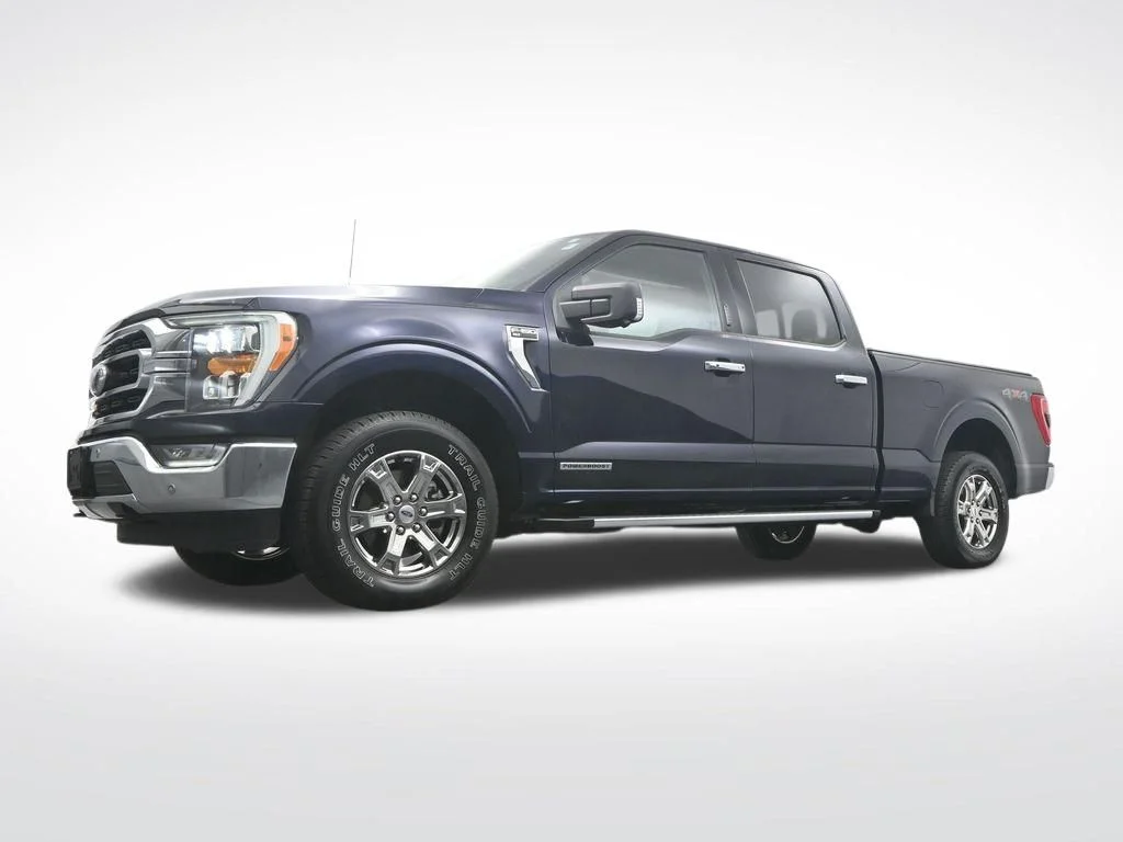 Certified Used 2022 Blue Metallic Ford XLT image 31