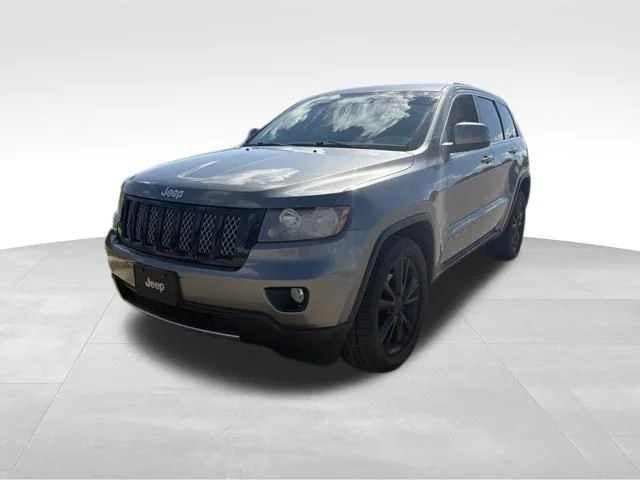 Used 2012 Gray Jeep Altitude image 7
