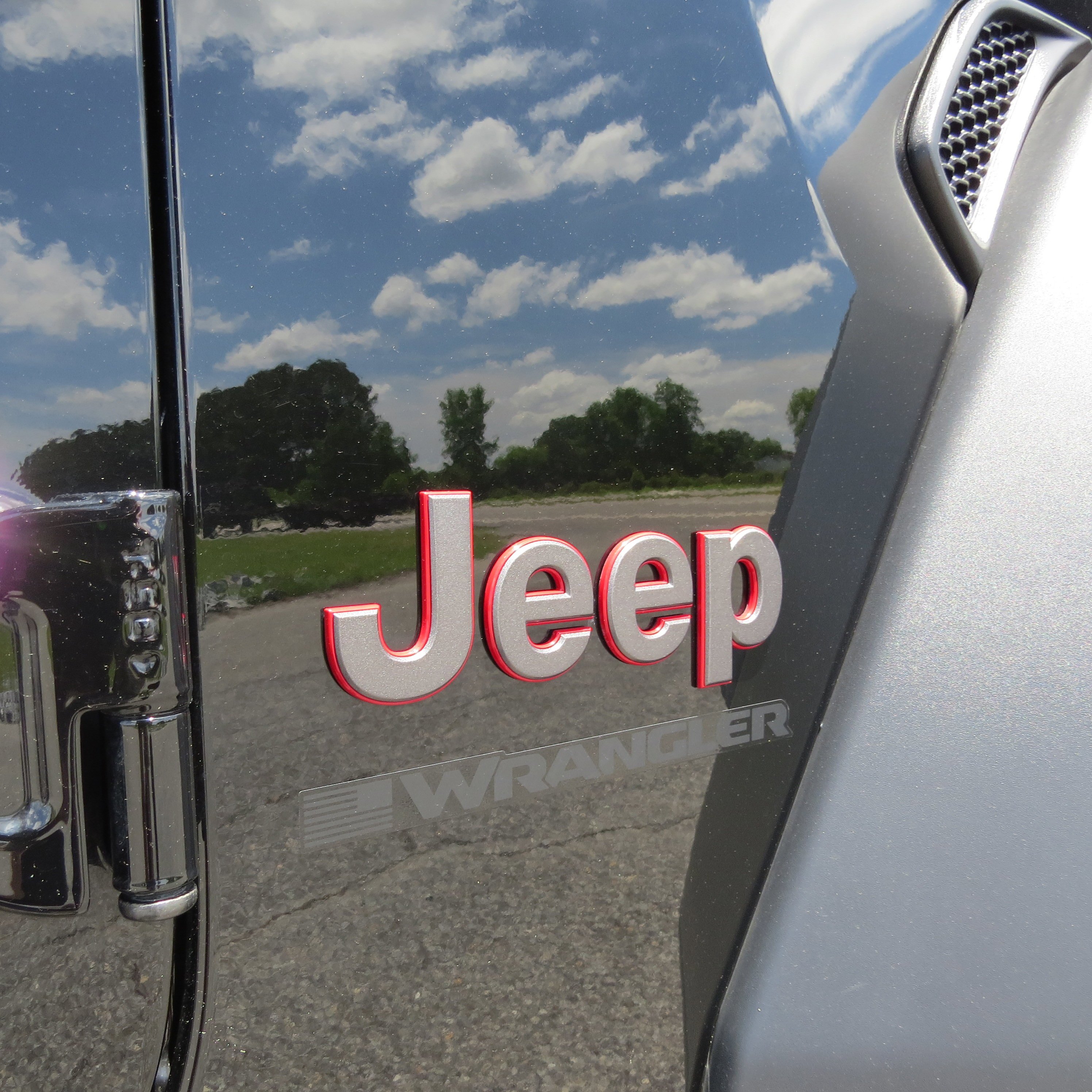 Used 2024 Black Clearcoat Jeep Rubicon image 11