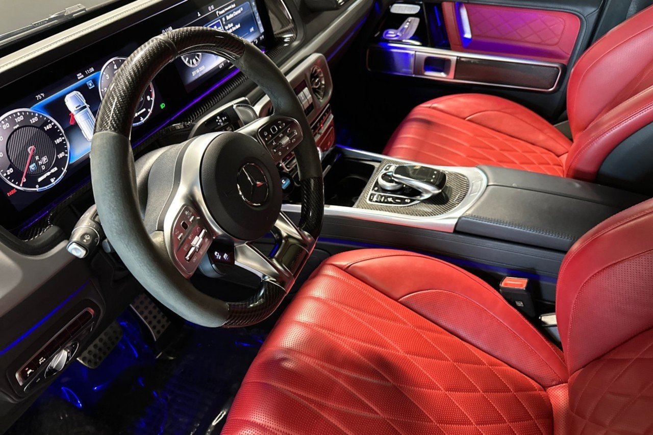 Used 2024 MANUFAKTUR Platinum magno Mercedes-Benz AMG® G 63 image 9