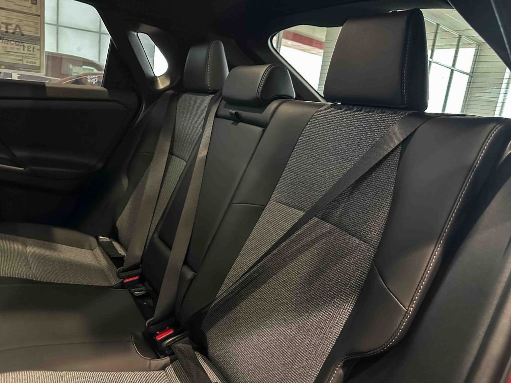 2026 Toyota bZ XLE - Photo 15